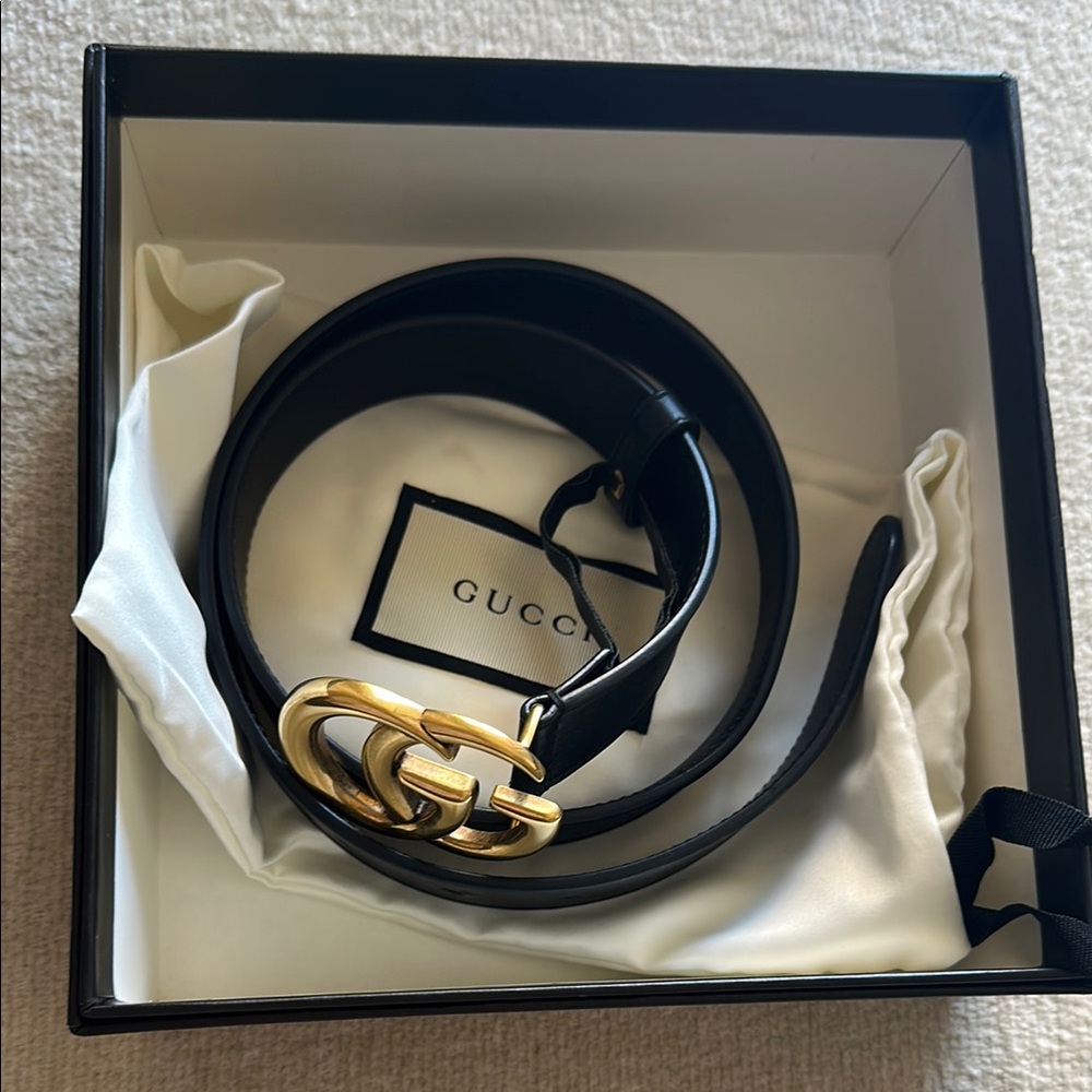Authentic Leather Gucci Women's Belt in Black with Gold Buckle